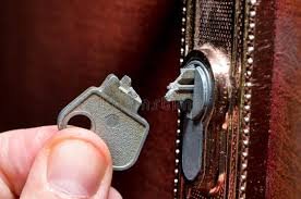 BROKEN LOCK adel